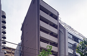 東京都新宿区の「アルカサル御苑」の共同住宅用ビルヘッドリースを行う